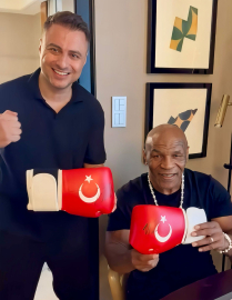 Efsane Boksör Mike Tyson’dan Türkiye’ye zafer dileği