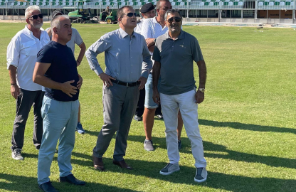 Bodrum FK'da Vali Akbıyık stadı gezdi