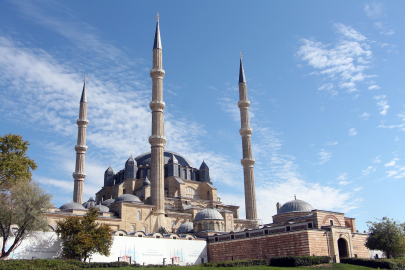 Edirne Vakıflar Bölge Müdürü Saraç: Selimiye'yi ibadete açmak için yoğun çalışma içindeyiz