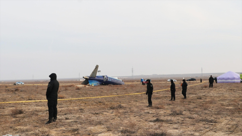 Türkiye'den 8 kişilik heyet Kazakistan'daki uçak kazasını araştırmak için Bakü'ye gidiyor