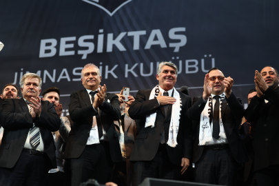 Beşiktaş’ta yeni başkan Serdal Adalı (VİDEO VE FOTO EKLENDİ)