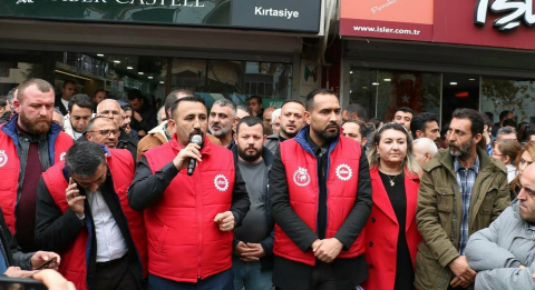 İzmir'de otobüs şoförleri iş bıraktı (3)