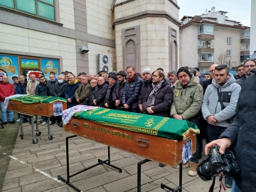 Bolu’daki otel yangınında hayatlarını kaybeden anne ve kızı son yolculuğuna uğurlandı (VİDEO EKLENDİ)