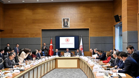 TBMM Adalet Komisyonu, yeni Yargı Reformu Strateji Belgesi'nin yasal düzenlemeleri için çalışacak