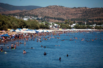 İzmir -Ramazan Bayramı'nda tatilcilerin tercihi iç pazar /Video eklendi